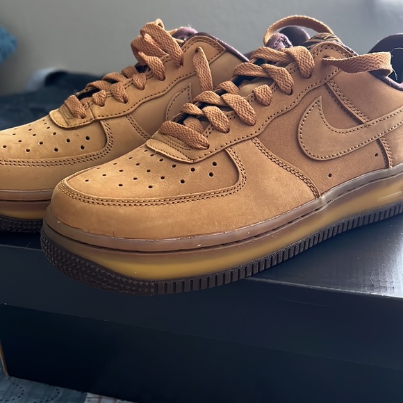 Nike Air Force 1 Low
Wheat Dark Mocha - Picture 2 of 6